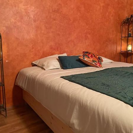 La Nuit De La Chouette Villa Bruniquel ภายนอก รูปภาพ